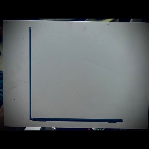 COPY - MacBook Air m2 A2681 - Picture 2 of 8